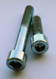 Zylinderschrauben M18 mit Innensechskant, DIN 912 verzinkt 8.8